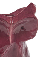 Detail van de Serax uilvaas in aubergine