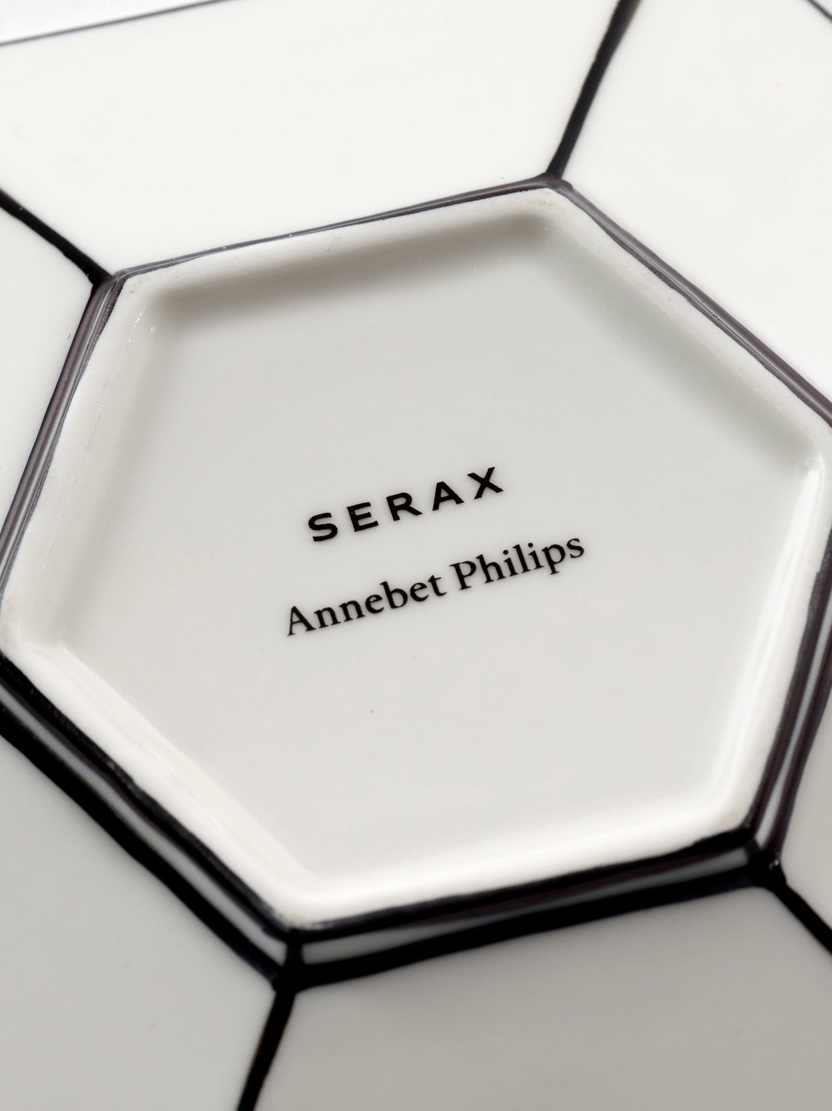 Onderkant van het Serax Carte Blanche servies